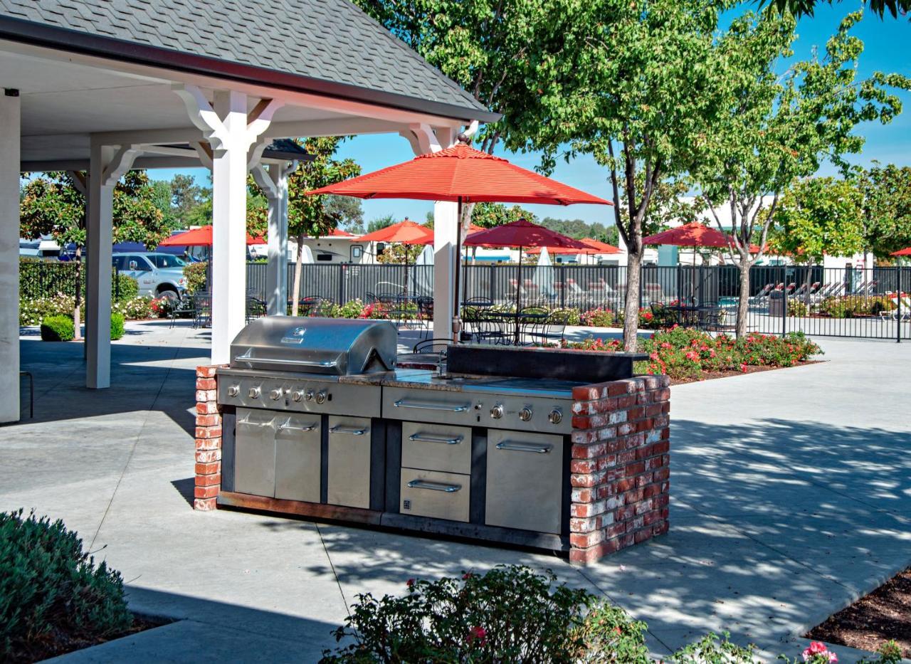 Vines Rv Resort Paso Robles Exterior foto